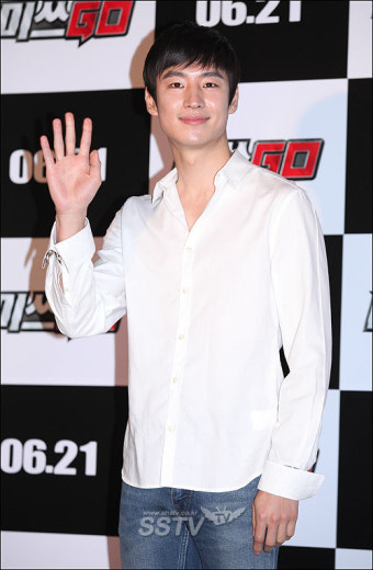 이제훈 입대, 소속사 “‘나의 파바로티’ 촬영 후 입대 준비”