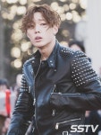 바비(BOBBY)…못친소? 오늘 잘생김 스웩~ (가온차트 레드카펫)