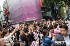 서상사 진구 명동 왔다며? 엄청나게 몰린 팬들 [SS포토]