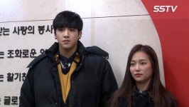 [SSTV영상] 펜타곤 우석-씨엘씨 장예은 졸업 앞두고 잠 제대로 못 잤어요 (서울공연예술고등학교 졸업식)