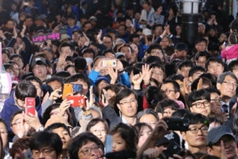 '안철수 7%p 폭락' 국민의당 5%p 급락…정당지지율 민주당 40% 국민의당 19% 한국당 9% 바른정당·정의당·새누리당 순 (한국갤럽 여론조사)