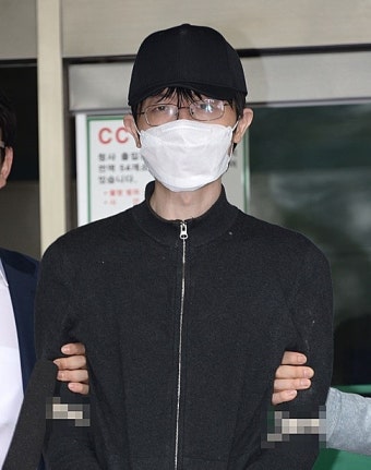 강남역 살인사건 피해자 부모 
