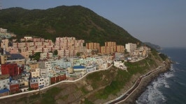 [오늘밤TV] 다큐공감 한국의 산토리니 부산 영도 흰여울 마을, 파도 위의 집, 물도 정들면 피보다 진하다 안 하요?! 아이씨 밴드 노래, 김뢰하... 