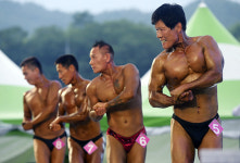 전남 제일의 몸짱은?...  전남협회장배 생활체육 남녀보디빌딩대회 [포토]
