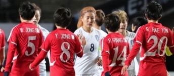 [동아시안컵] 한국 여자 축구, 북한에 0-1 패배…일본 2연승