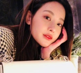 화유기 오연서, 하얀 피부 돋보이는 근황 공개…셀카가 어려운 진선미씨