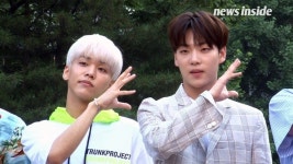 [영상] 온앤오프(ONF), 팬 만나는 순간 꽃미소 활짝 (뮤직뱅크)