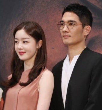 '구해줘2' 한선화, SNS에 엄태구와 투샷 공개! 