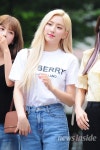[뮤직뱅크 출근길] 우주소녀 은서, 보정이 필요 없는 무결점 미모 (인싸포토)