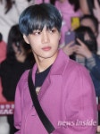 [공항패션] 엑소 카이, 청록색 헤어스타일도 완벽 소화 (인싸포토)