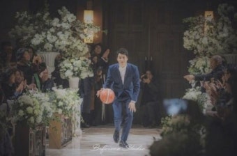 김승현장정윤 작가 결혼식 사진…식장에서 농구공 드리블?