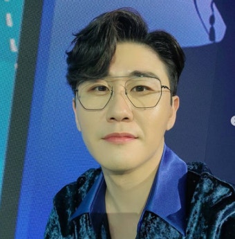 영탁, 전속모델 끝나자 '영탁막걸리' 상표권 논란..팬 vs 예천양조, 설전