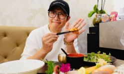 이병헌, 프랑스 칸 도착 깐느하면 역시 제육볶음