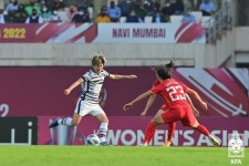 한국여자축구, 아시안컵 결승전 중국에 역전패…아쉬운 준우승