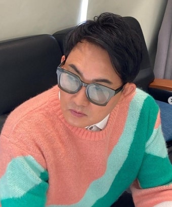 이승철 전속계약, MLD엔터와 33년 만에 처음…모모랜드와 한솥밥