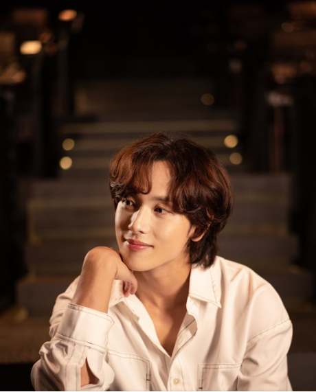 비상선언으로 만난 임시완, 이병헌, 이민정의 뜨거운 관심<center>