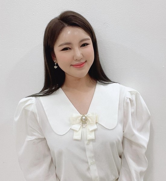 가수 송가인, 2월 11일에 네 번째 정규앨범 가인;달 발매하기