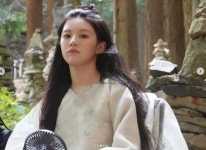 환혼 고윤정, 청초한 미모 절정…대호국 모지리