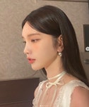 박서준과 열애설 수스, 인형 같은 옆모습…촬영