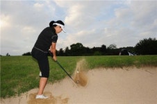 Golf lesson  이경심의 실전에서 ⑦ 그린 주변에서의 ‘벙커 샷’