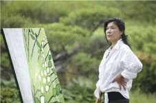 서경자 작가 | 현존의 화해할 수 없는 진실을 깨우다