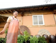 [장인3.0] 생명의 근원 황토에 빠진 이봉섭 ㈜터전 대표