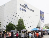 ‘백석 더샵’ 견본주택 3일간 2만여명 ‘북새통’