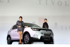 쌍용차,  티볼리 소형 SUV 시장 판도 바꿀까?