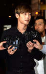 [전문] 김현중 전 여친, 폭행 및 임신 증거 공개 