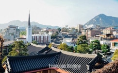 [노연주의 쉼이 있는 길(吉)] 계동길, 자세히 보아야 예쁘다