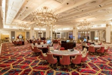 [르포] ‘파라다이스시티’에 가면? 보석이 춤을 춘다