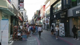 후아유성신여대유타몰점 | [상권을 알면 가치가 보인다] 성신여대입구역 상권, 학생·여성들의 특색 있는 공간