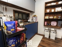 [다녀왔습니다!] 연남동 새 개념 게스트 하우스 이마트 하우스