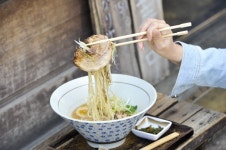 [생명을 살리는 착한 맛집] 서울시 마포구 '멘야산다이메'