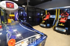 [Story포토] AI로봇 쇼핑도우미 이마트 의왕점 모습은?