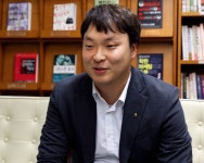 [2018 해피컴퍼니] 와인을 통한 소통의 힘… 친구처럼 편한 대화