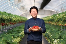 [강레오 셰프가 찾은 산지의 맛] 이장호 농부의 전남 장성군 진원면 ‘딸기’