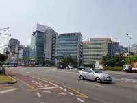 [상권을 알면 가치가 보인다] 장한평역 상권, 중고차매매단지 예전만 못해 급감