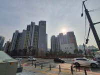 [르포] 입주 홍수에도 ‘끄덕’ 없는 강동구 고덕·명일