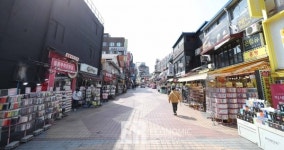 [ER 포토] 젊음의 거리 홍대거리도 얼어붙었다
