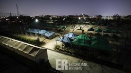 [Story 포토] 사회적 거리두기 뒤늦게 참여한 난지 캠핑장