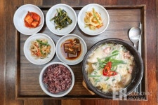 [생명을 살리는 착한 맛집] 조미료 없는 건강밥상, 성북동 ‘중경당’
