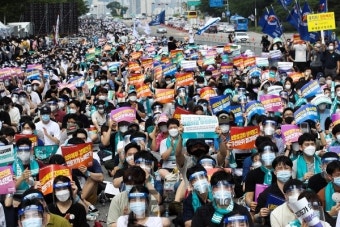 [Story포토]2만여명의 의사들이 병원대신 거리로 나선 까닭은?