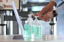 [코로나19] SRC재활병원 집단감염 현실...15명 추가 발생