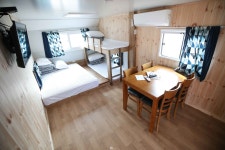 [Story포토] 코로나19 확진자 가족을 위한 카라반 숙소까지...