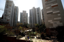 [Story포토] 미세먼지·황사에 도심숲 누리는 숲세권아파트 인기