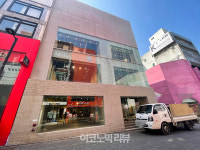 [ER포토] 명동서 철수하는 아디다스 왜?