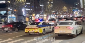 [단독] 경찰 순찰차, 서울 낙성대서 야간 스텔스 주행…전조등 안 켰다