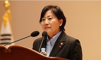 송미령 농식품부장관, 새해 벽두부터 '현장경영' 분주…충남 시설농가·유통센터 방문