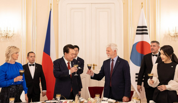 한국 대통령 윤석열, 팀 체코리아로 원전 르네상스 이뤄나가자 강조